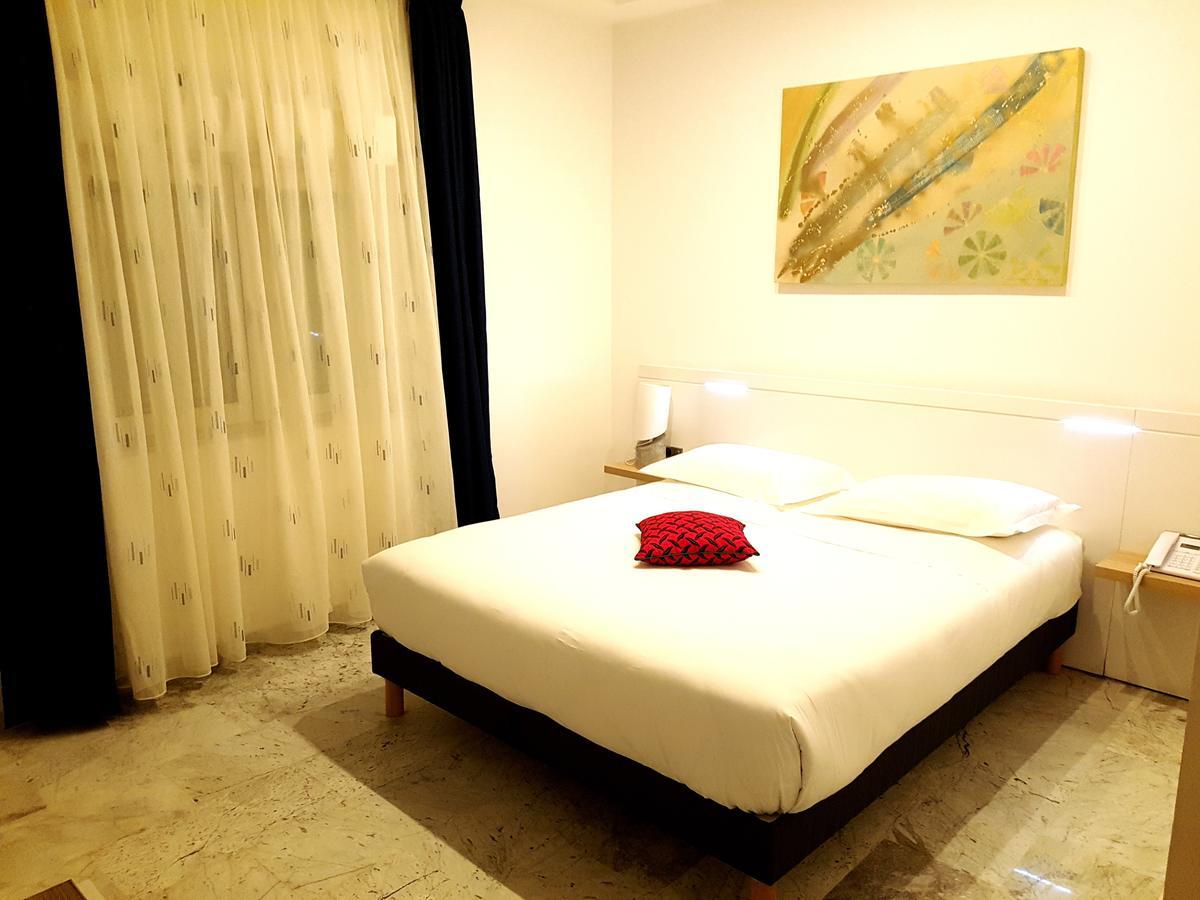 לומה Hotel Ahoefa King Salomon Garden מראה חיצוני תמונה