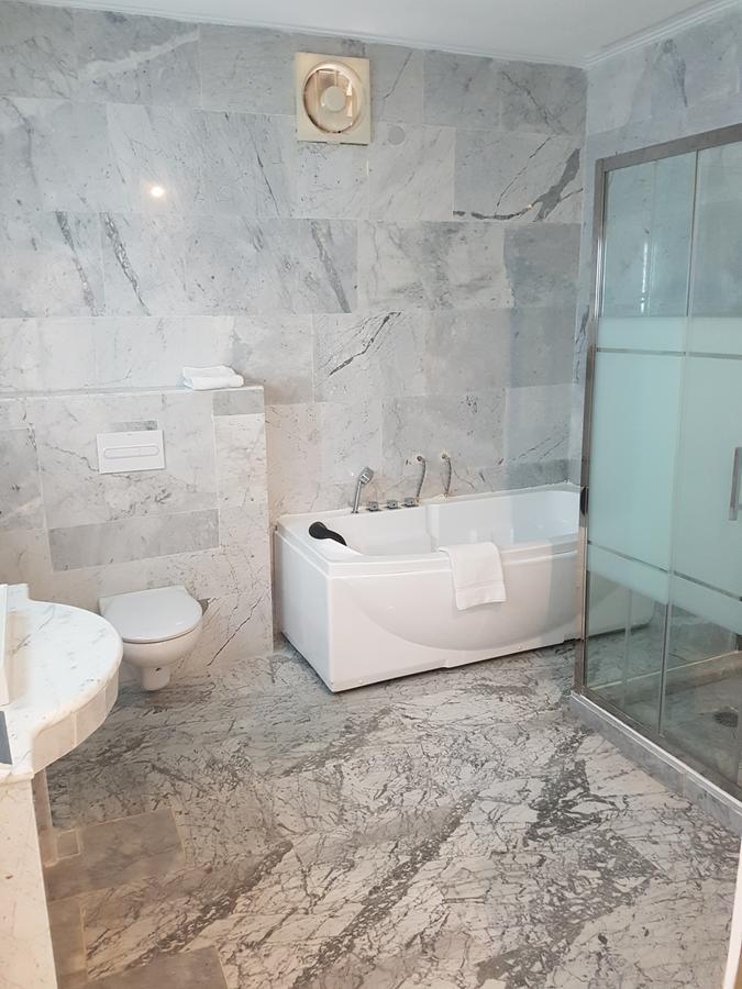 לומה Hotel Ahoefa King Salomon Garden מראה חיצוני תמונה