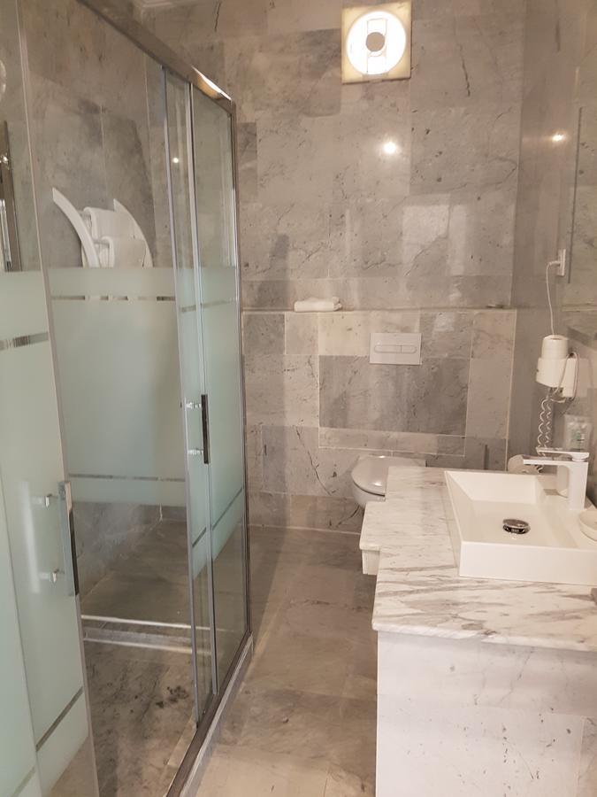 לומה Hotel Ahoefa King Salomon Garden מראה חיצוני תמונה
