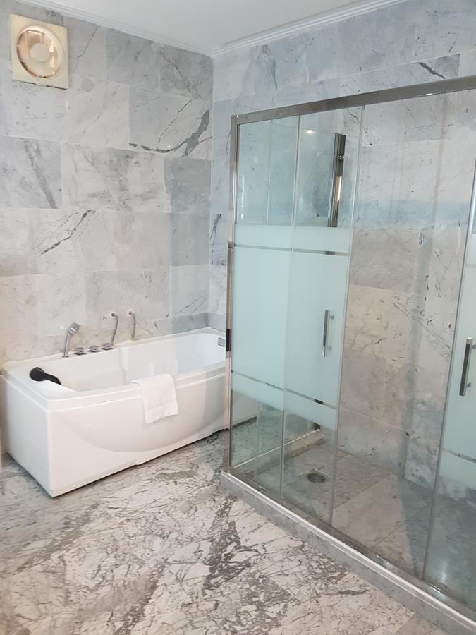 לומה Hotel Ahoefa King Salomon Garden מראה חיצוני תמונה