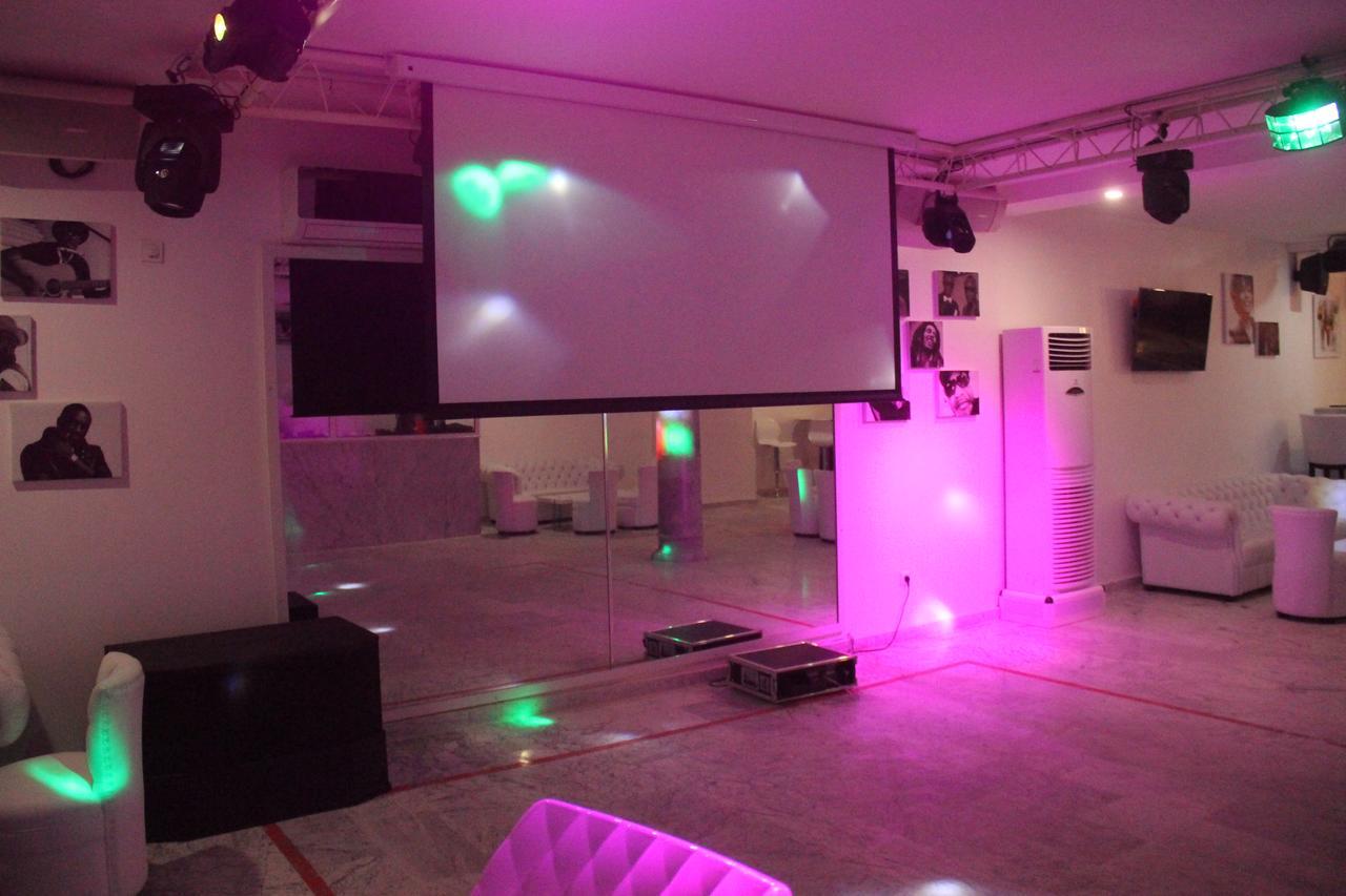 לומה Hotel Ahoefa King Salomon Garden מראה חיצוני תמונה
